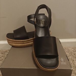 Franco Sarto platform sandal
